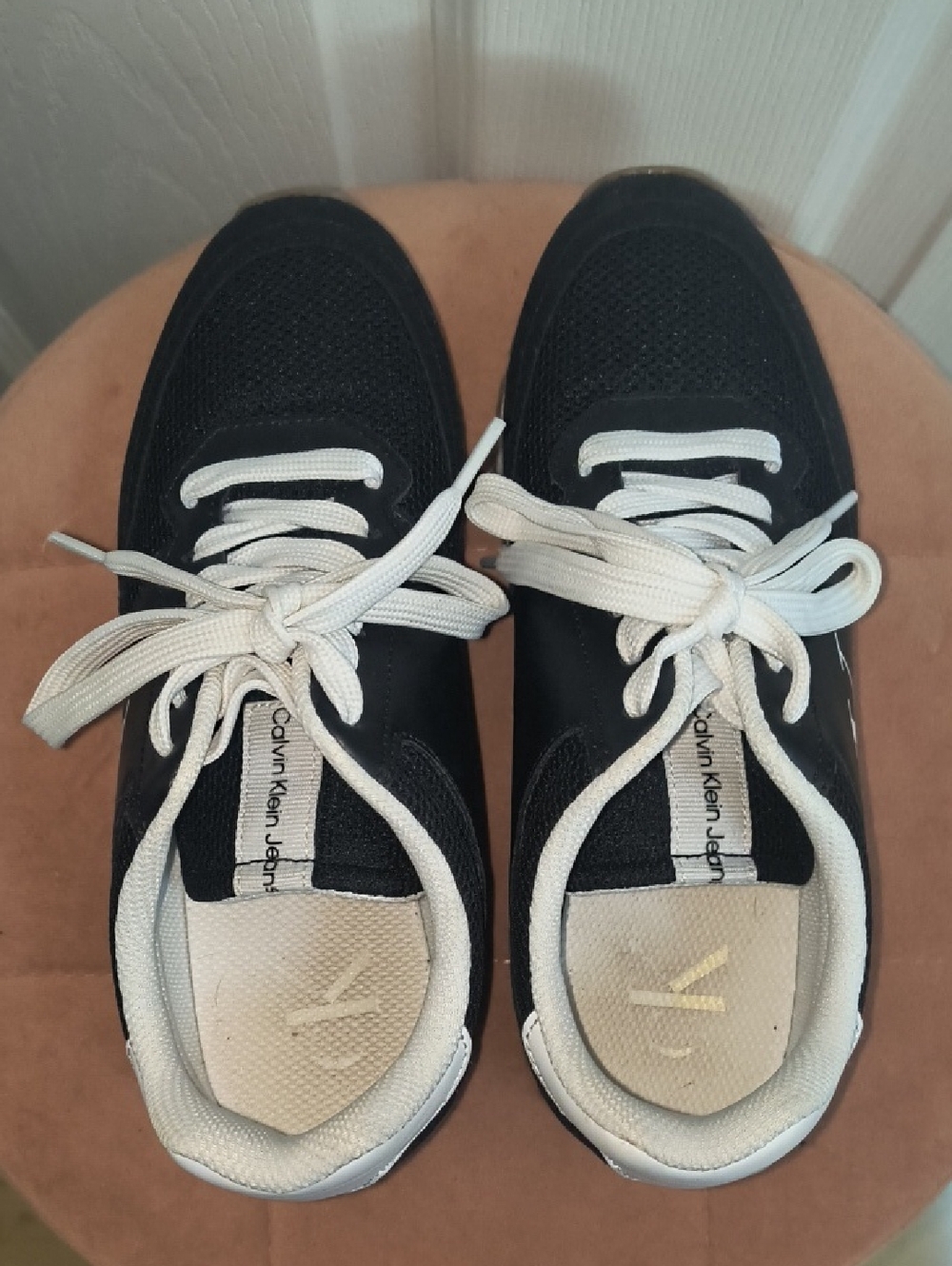 Calvin Klein Camina Sneaker Women's Size 7 - Picture 5 of 8